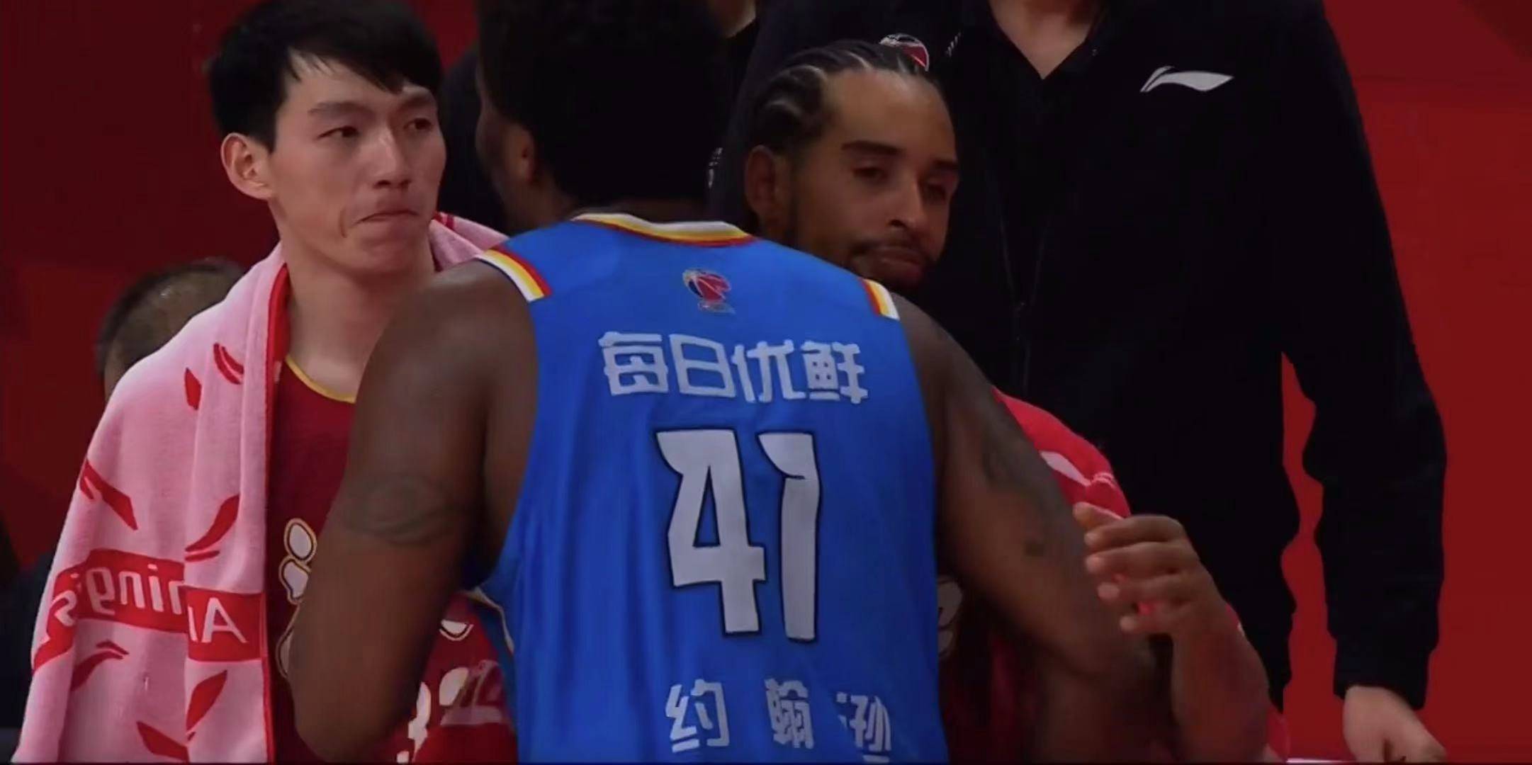 黑龙江男篮连胜七场，疯狂领先