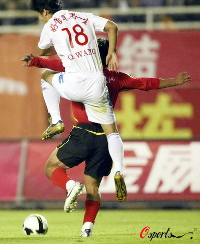 关于长沙金德客场不敌贵州人和，中超排名再次掉落的信息