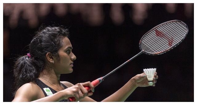 印度篮球比赛精英对决，精彩纷呈