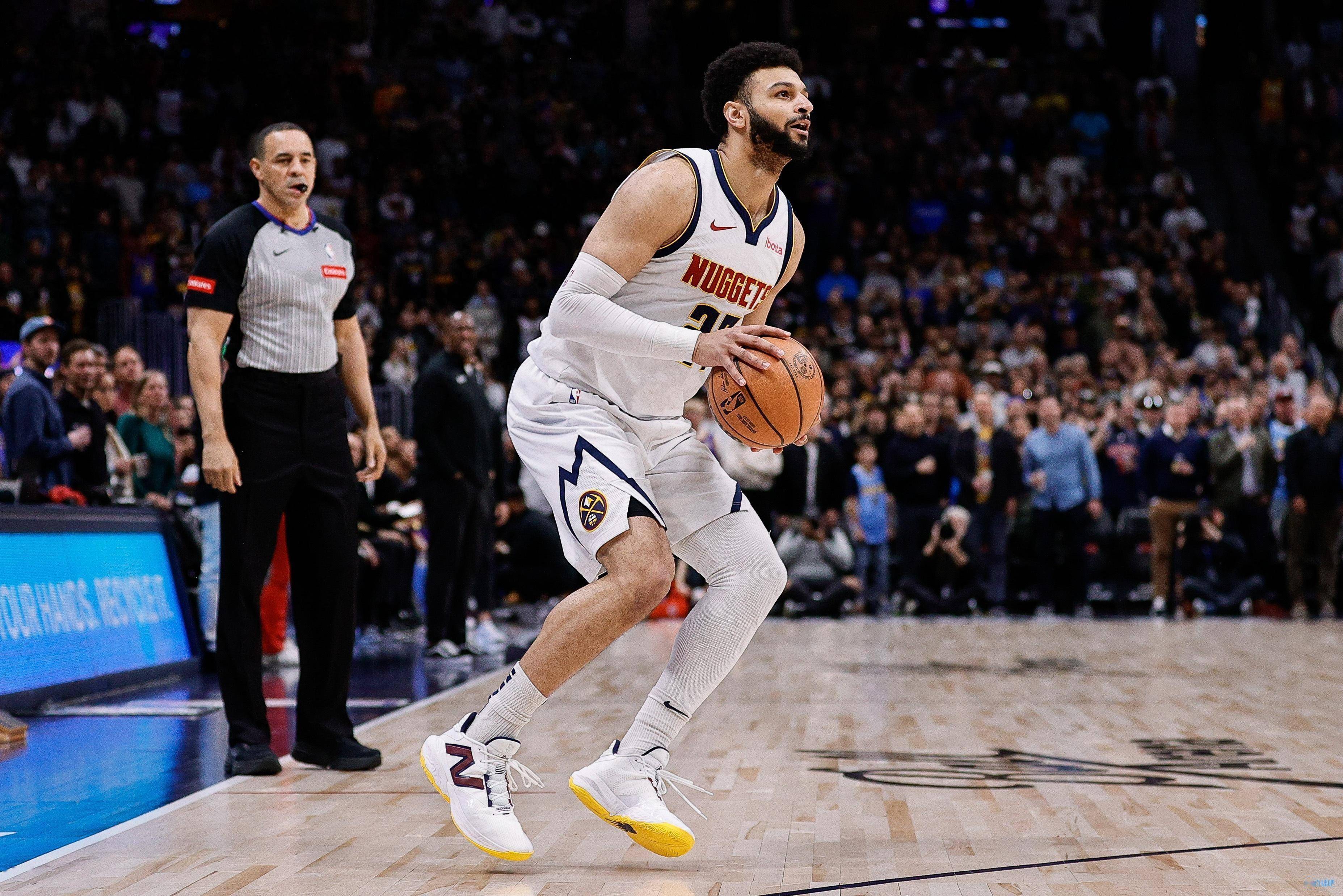 关于西班牙网球队横扫法国网球队，穆雷打破历史纪录的信息