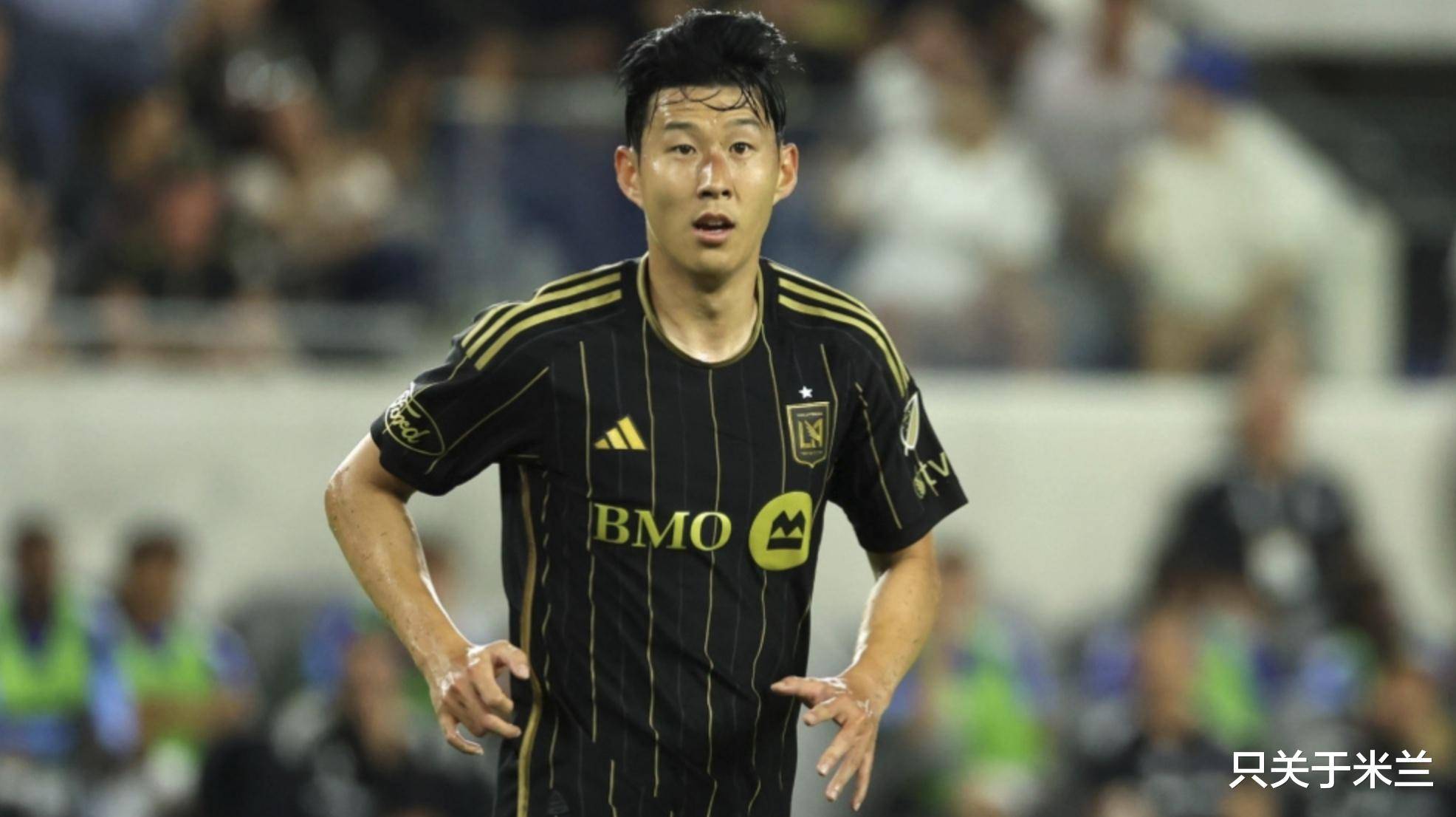 包含AC米兰碾压那不勒斯,孙兴慜关键制胜的词条 包含AC米兰碾压那不勒斯,孙兴慜关键制胜的词条